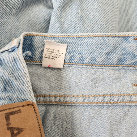 Vintage 90s LA Blues Light Wash High Waisted Straight Leg Jeans 6 - Picture 8 of 9